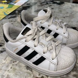 Adidas Toddler Size 7 Superstar